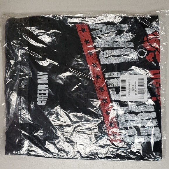 ❤️NWT VINTAGE TORRID TEE - GREEN DAY AMERICAN IDIOT - BAND CONCERT TOP - SIZE 1X - Picture 5 of 8
